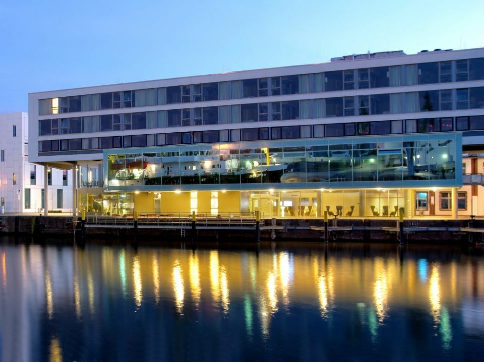 Best Western Plus Hotel Бремерхафен Экстерьер фото